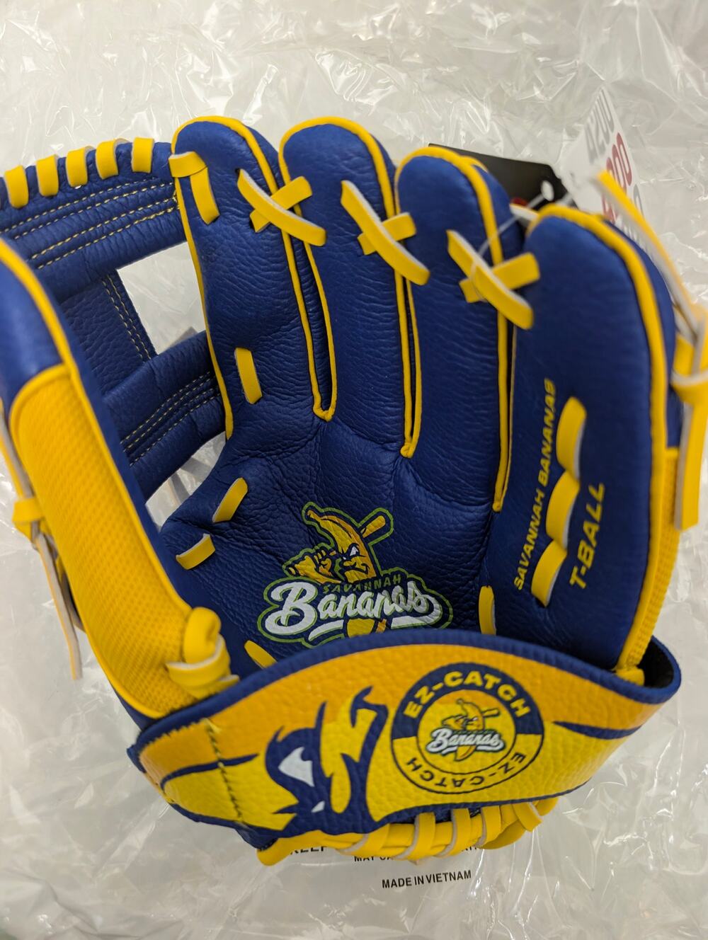 Savannah Bananas Wilson A200 T-Ball Glove EZ Catch 10 In Youth Baseball Mitt New